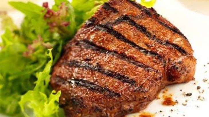 Friptură mai fragedă și aromată - 4 trucuri utile în bucătărie