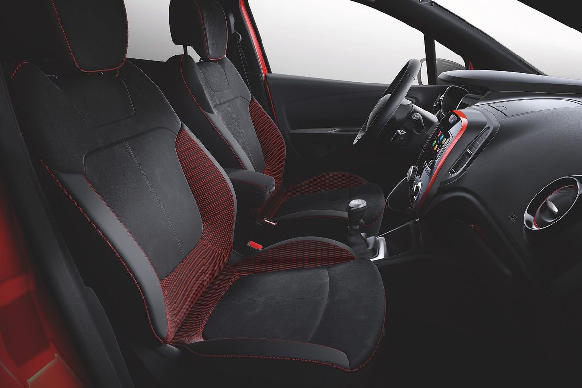 Renault Captur Red, noua mașină care face furori. FOTO