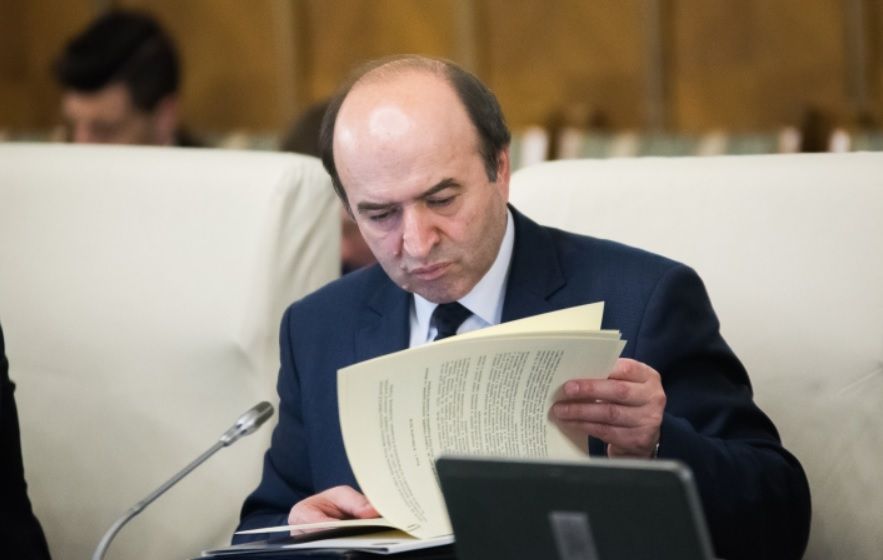 Tudorel Toader, la sfârșit de mandat:"E cineva iubit de toți? Nu cred!"