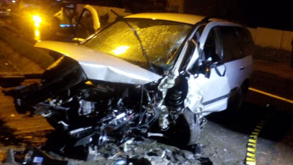 Impact nimicitor cu un cap de pod, în Dej: 3 victime 