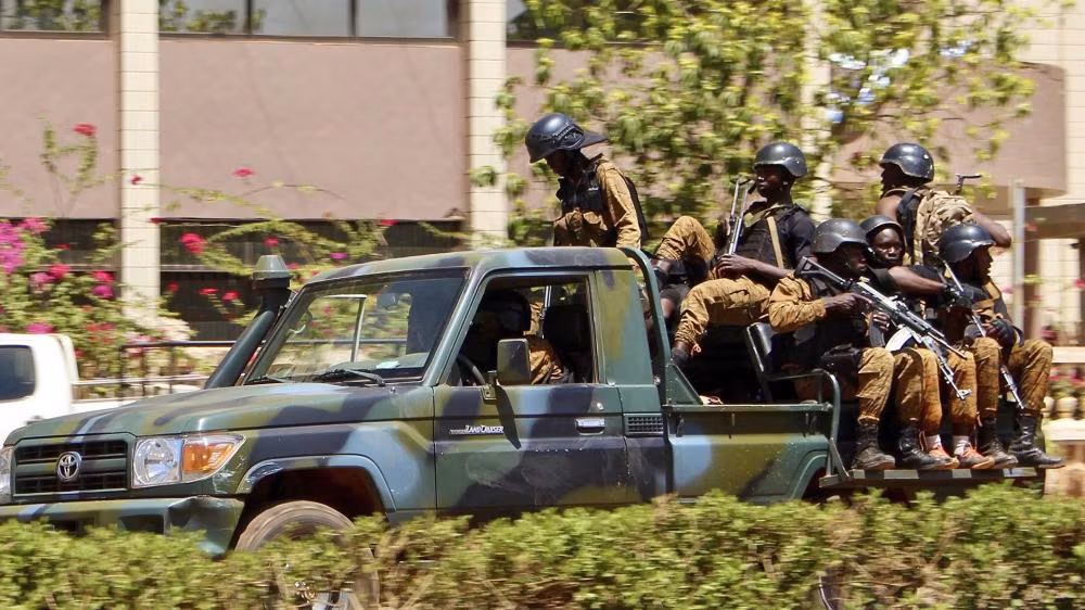 Atac terorist sângeros într-o biserică creștină din Africa: 6 morți, inclusiv preotul