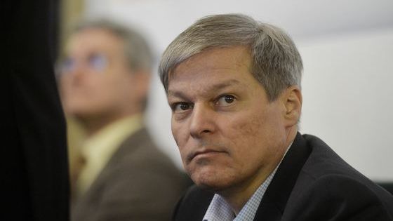 Scenariu-bombă la Culisele Statului Paralel: Dacian Cioloș ar fi avut o întâlnire de taină cu Paul Stănescu de la PSD