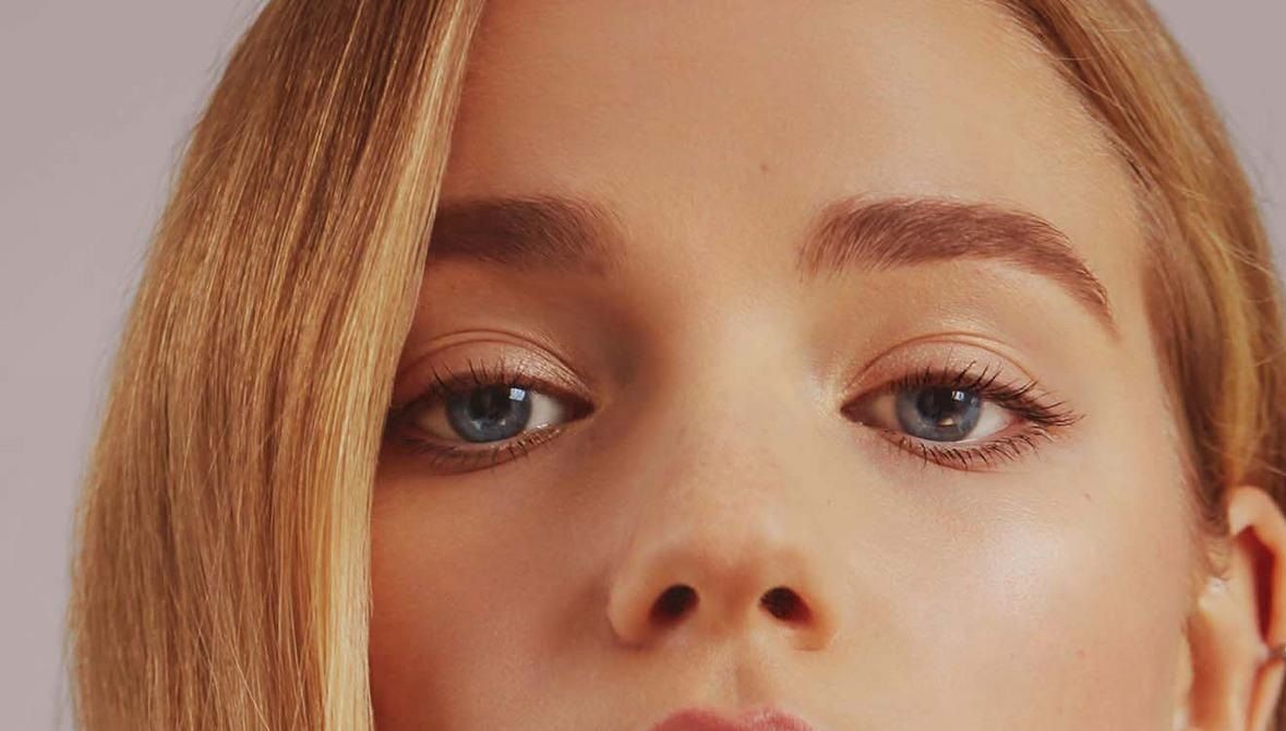 Detaliul pe care nu îl știai despre corpul tău: de ce poți să vezi chiar și când clipești?