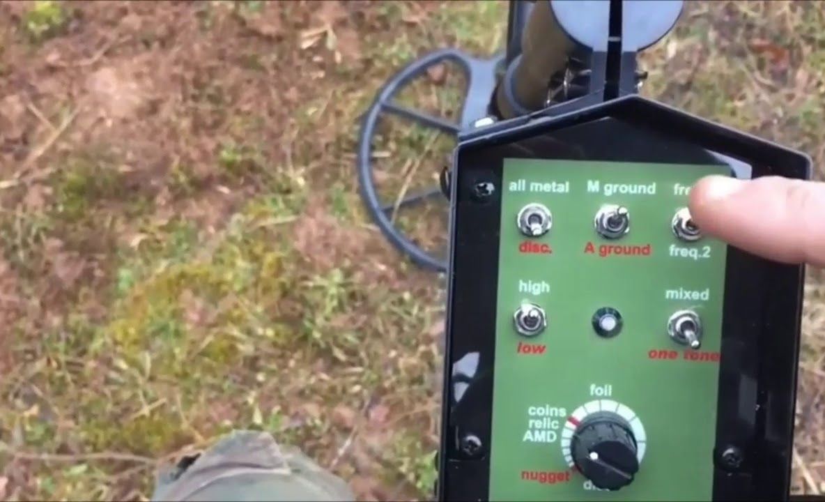 Încerca să găsească o comoară și a cumpărat un detector de metale. Ce a descoperit e incredibil 