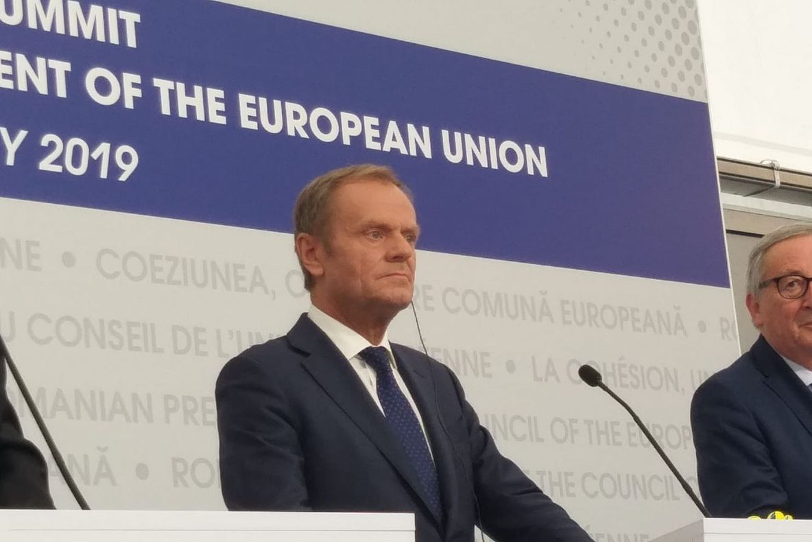 Donald Tusk impresionează din nou, la Sibiu. Ce mesaj le-a transmis românilor?