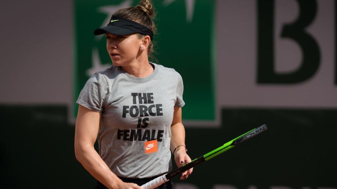 ”Regele” îi ridică statuie Simonei Halep: ”E prea mare”