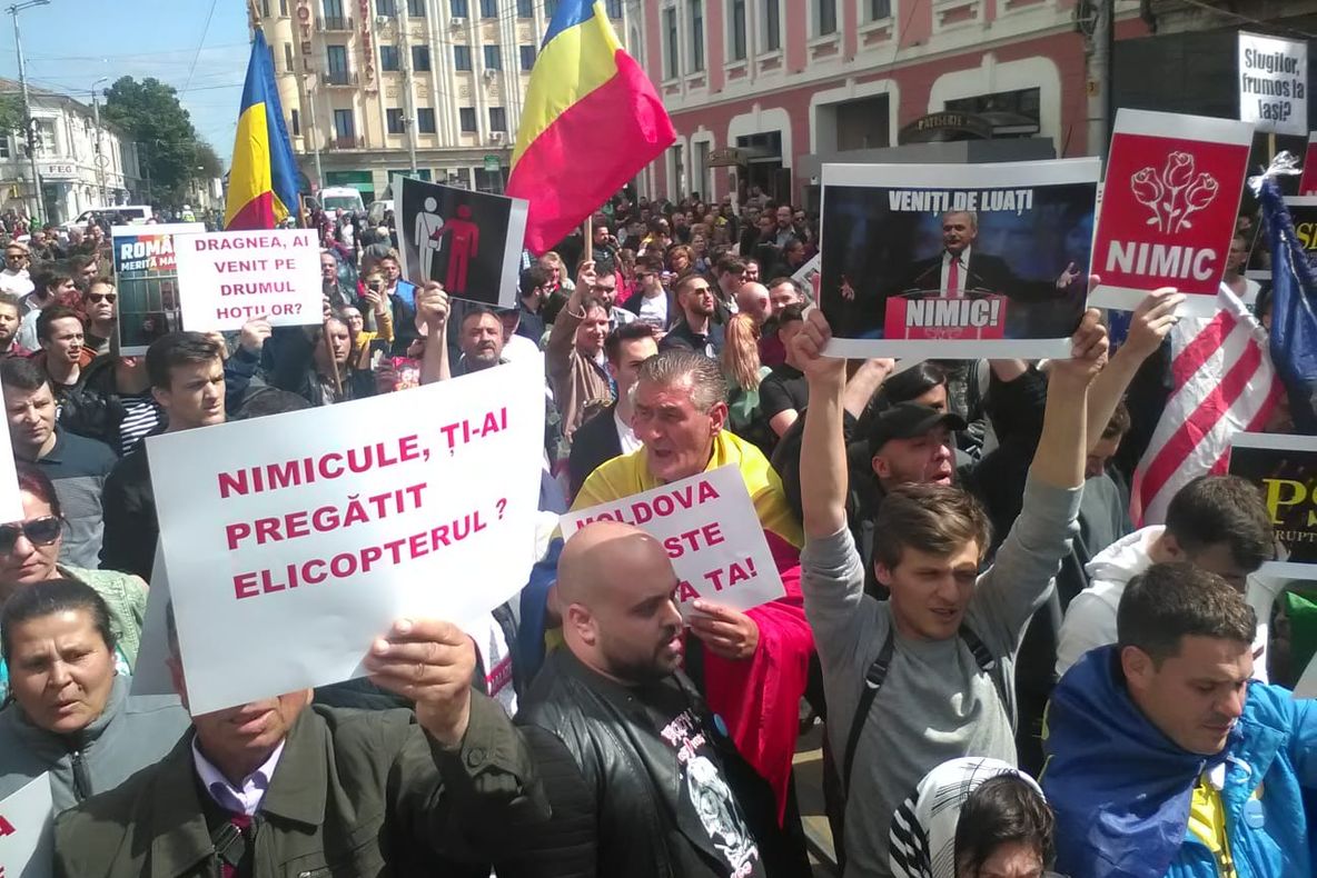 Miting PSD. Jandarmi, zeci de mii de susţinători, mii de contestatari. Liviu Dragnea, dezlănţuit!  