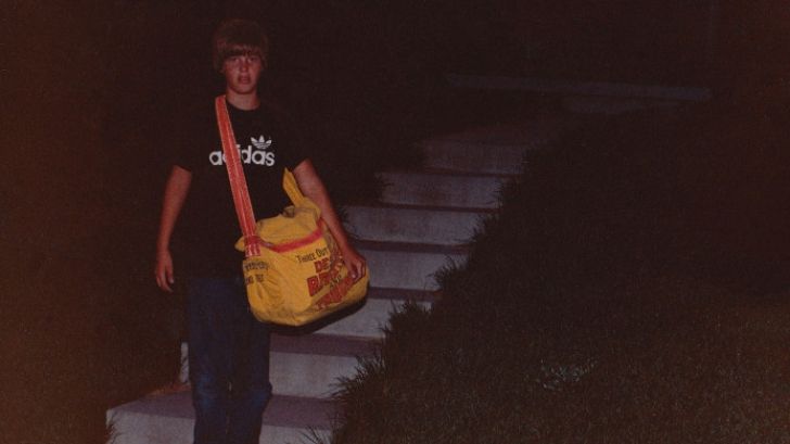 A dispărut la 12 ani, fără urmă. Într-o noapte, după 15 ani, mama lui a auzit un ciocănit la ușă