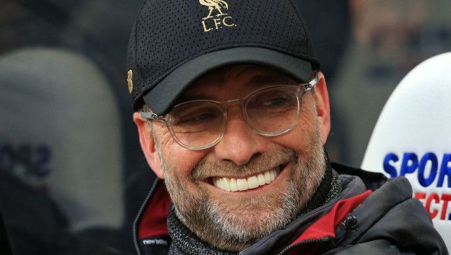 LIVERPOOL devine campioana Angliei după o pauză de 30 de ani!