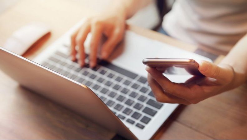 Trei moduri în care tehnologia și viața în lumea modernă te afectează în mod direct