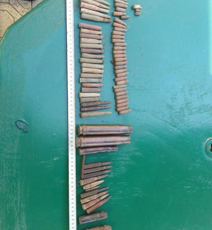 Intervenție a pirotehniștilor! 73 de proiectile, într-o gospodărie din Ploiești