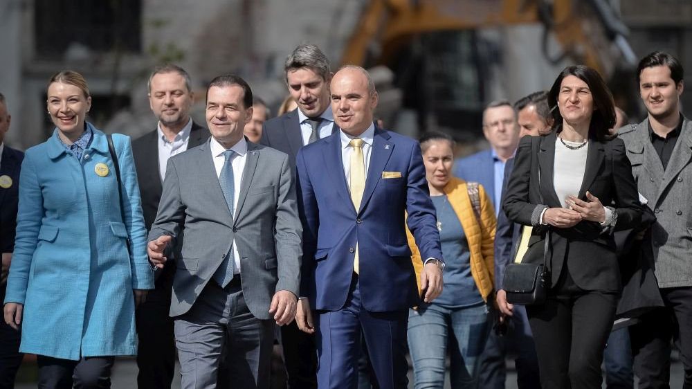 Rareș Bogdan:"Dragnea vrea să-și facă dinții cu aurul României de la Londra"