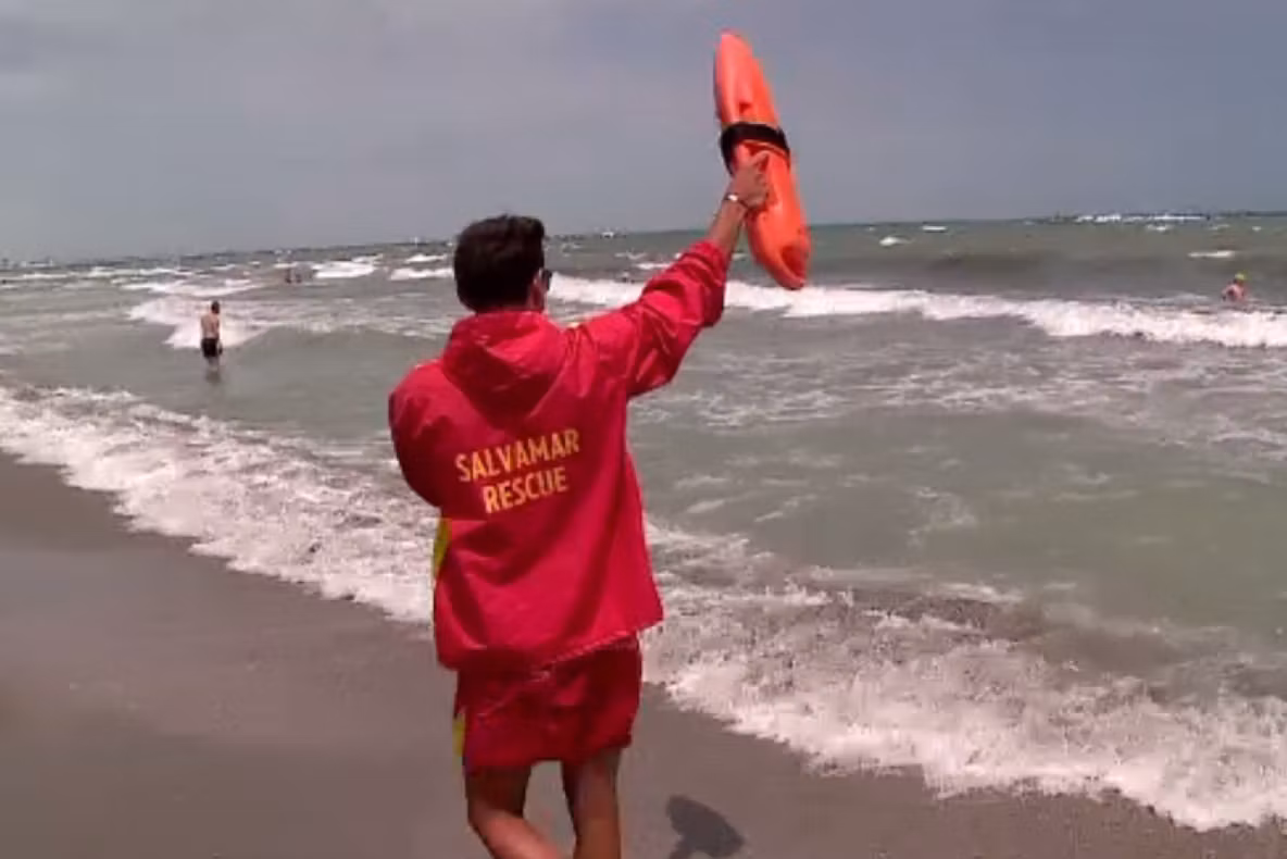 Tragedie de proporții la malul mării. Un tânăr în vârstă de 20 de ani a murit înecat! Detalii șocante