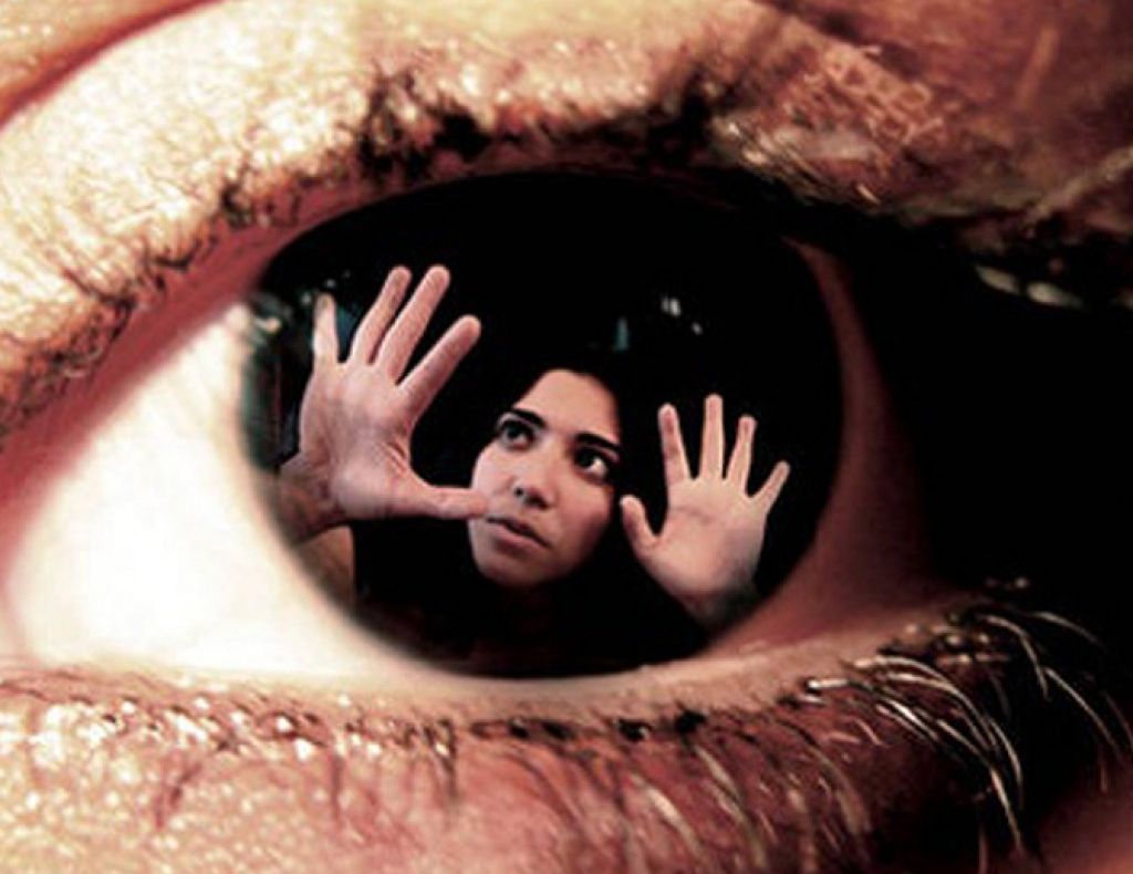 Ce se spune despre persoanele care se pot gâdila singure? E mai rău decât îți imaginezi!