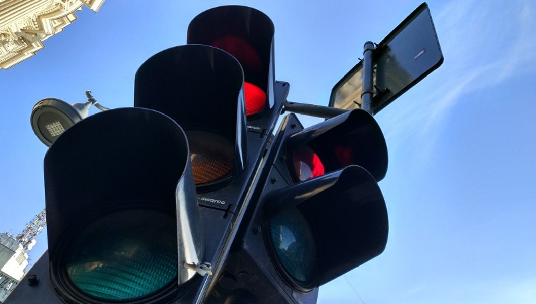 DIICOT a clasat dosarul accesării ilegale a semafoarelor din Capitală