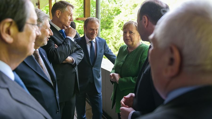 Politico: Summitul de la Sibiu, ”un cadou” pentru președintele Iohannis