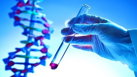 Revine SIDA? Temutul virus HIV se poate transmite printr-o procedură cosmetică extrem de populară