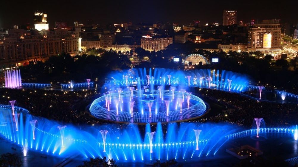 Traficul în centru Capitalei dat peste cap de "Simfonia Apei", în acest weekend