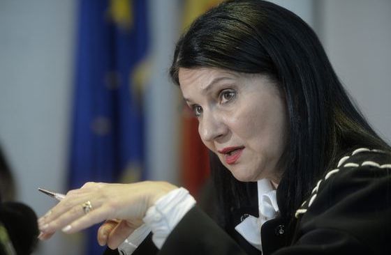 Opoziția o mitraliză pe Pintea: Știa de patru luni despre colapsul sistemului informatic de la CNAS