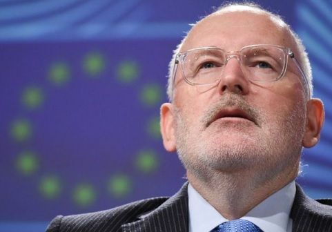 Timmermans: Încerc să conving instituţiile din România să nu adopte legislaţia penală