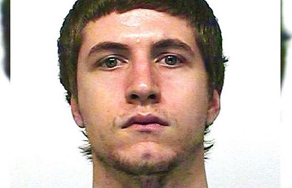 S-a împușcat în zona inghinală, în timp ce transporta droguri în zona intimă. Ce a urmat,mai șocant!