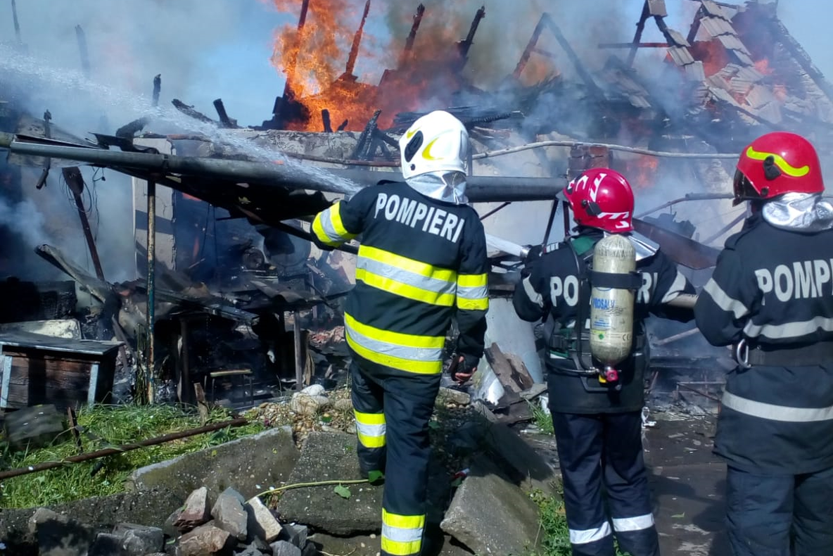 Incendiu la Sânnicolaul Mare