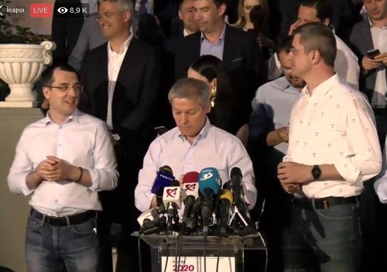 Dan Barna: Colegii mei pleacă la Bruxelles să negocieze un un nou grup pro-european