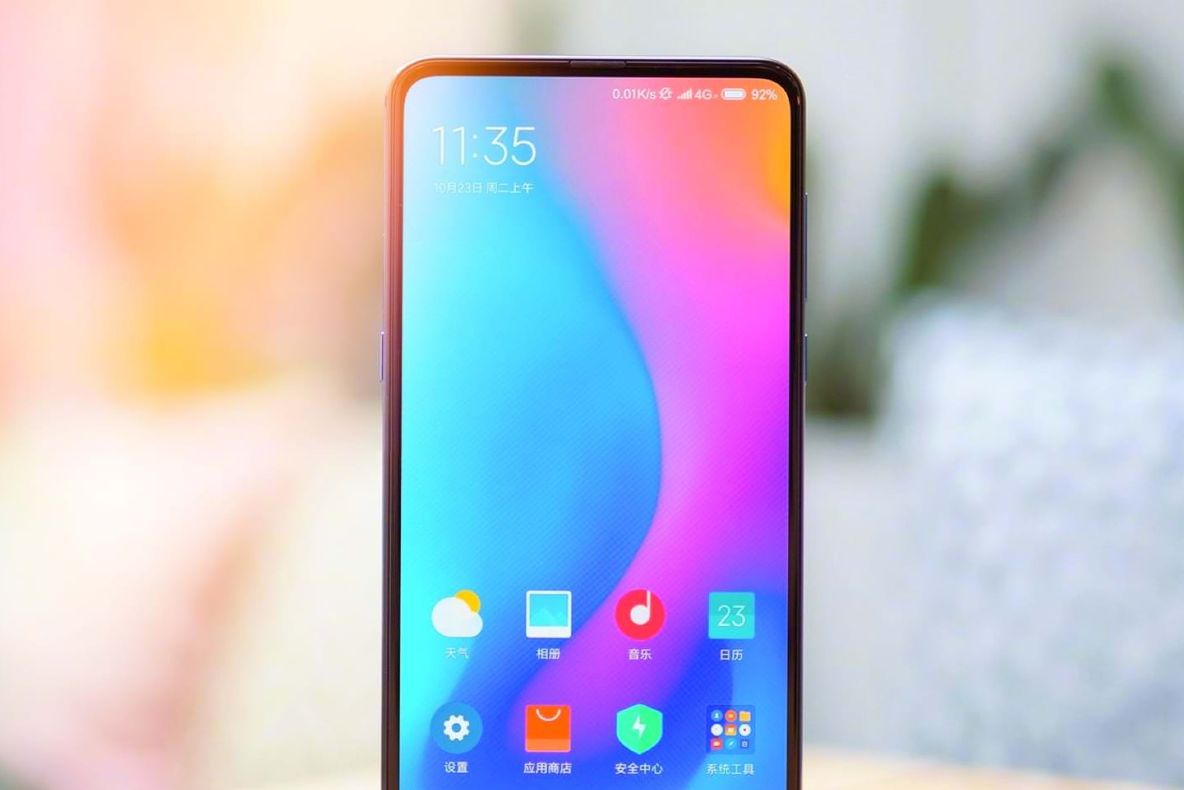 Chinezii de la Xiaomi pregătesc telefonul care nu-ți rupe bugetul, dar își face treaba