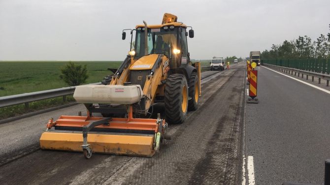 Atenție șoferi! Se suspendă lucrările pe Autostrada Soarelui 
