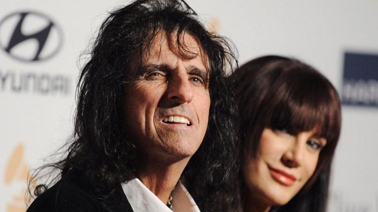 Alice Cooper, "pact de moarte" cu soţia