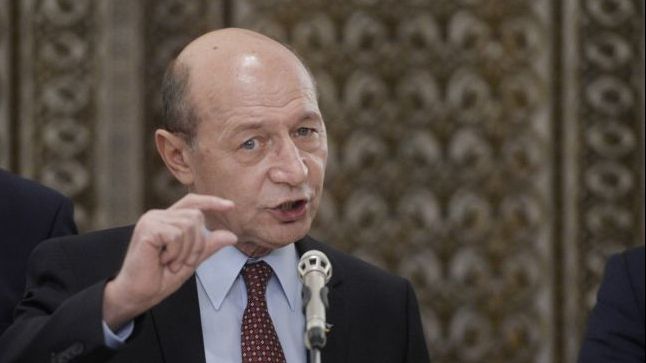 Scandal uriaș între Traian Băsescu și Gabriela Firea