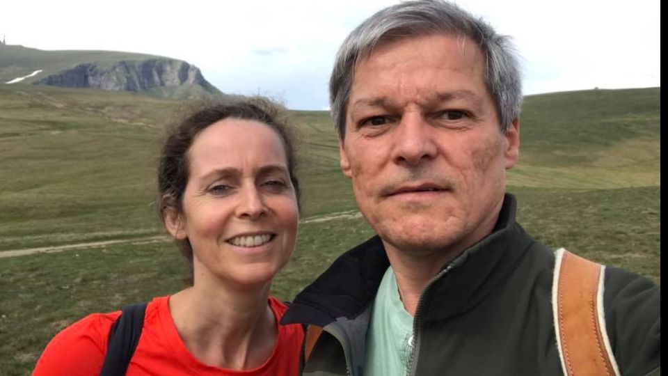 "Nu o să cădem în capcană". Dacian Cioloș, mesaj comun cu Barna după zvonurile privind "ruptura"