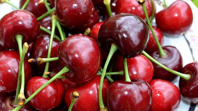 De ce e bine să consumăm cât mai multe cireșe