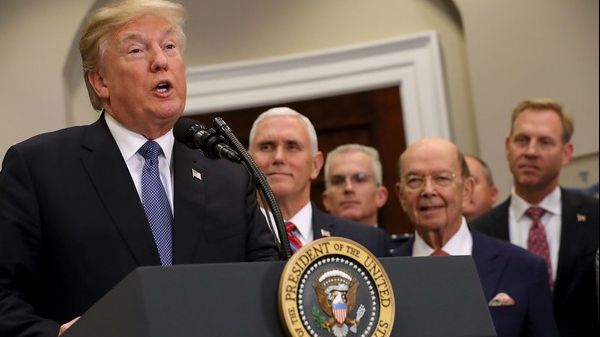 Trump l-a schimbat pe șeful Pentagonului, în plină criză în Orientul Mijlociu