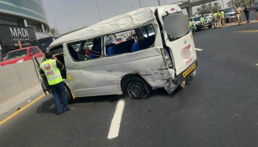 17 oameni au murit după ce un autobuz s-a izbit de un indicator rutier, la Dubai