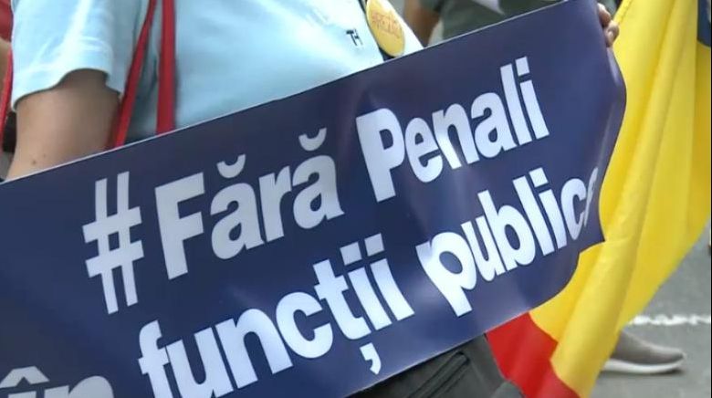PSD și USR au dat mâna din nou | Suspiciuni de BLAT pentru ca inițiativa „Fără penali în funcţii publice” să treacă