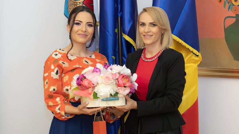 Revoltă la Filantropia, din cauza "pupilei" Gabrielei Firea