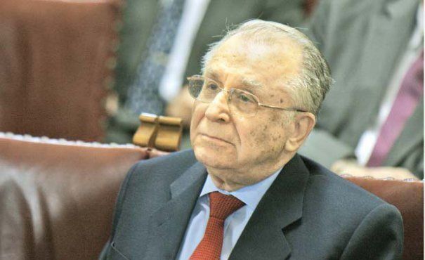 Iliescu a plecat acasă. Ce spun medicii despre starea lui
