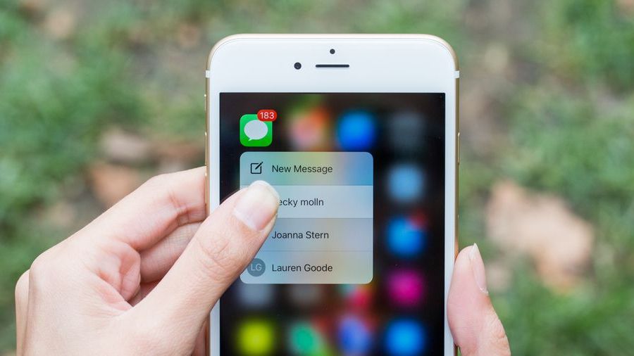 Cum să îți ascunzi fotografiile de pe iPhone simplu și rapid