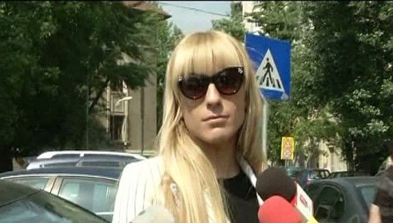 Iubita lui Mazăre, vizită la penitenciar. Căsătoria va avea loc pe 10 iulie