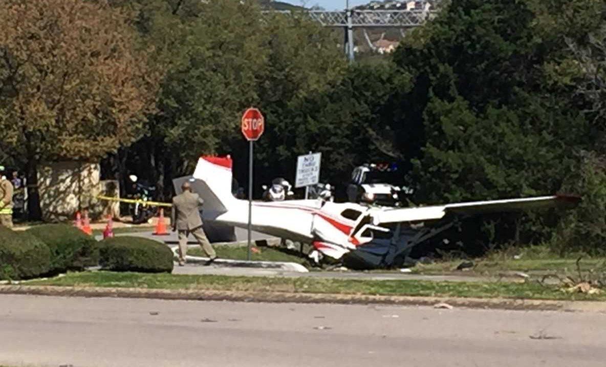 Morți și răniți, după ce două avioane s-au ciocnit în aer în Olanda 