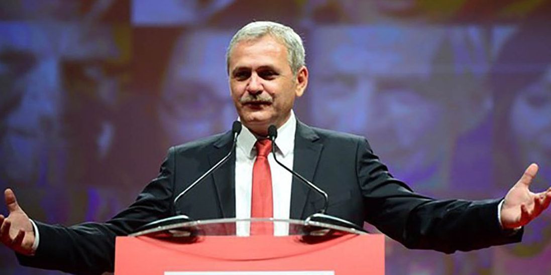 Protest la Cotroceni pentru eliberarea lui Liviu Dragnea. "Dragnea te iubim, noi ca tine nu găsim"