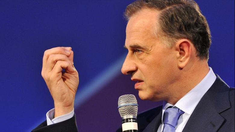 Mircea Geoană, vizită misterioasă la Guvern 