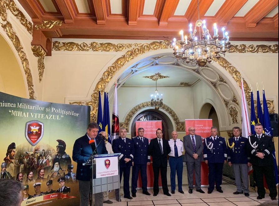 Gabriel Oprea a înființat o asociație profesională a militarilor și polițiștilor 
