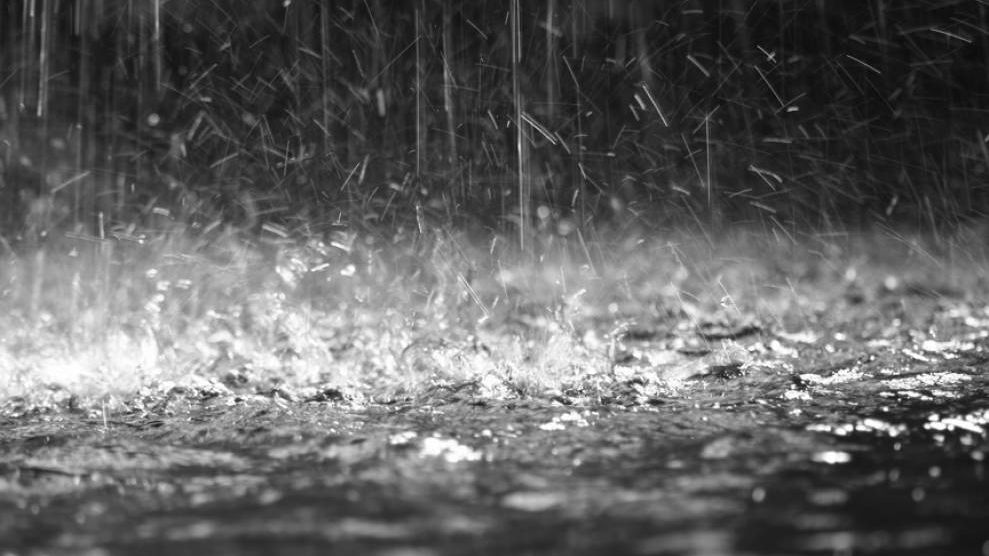 Vremea extremă continuă în România! COD PORTOCALIU în jumătate de țară - HARTA 