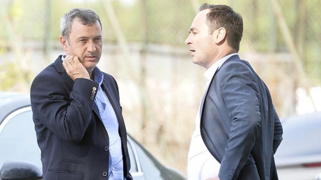 Haos la Dinamo! Fanii au mers acasă la fostul antrenor. Ce-a urmat!