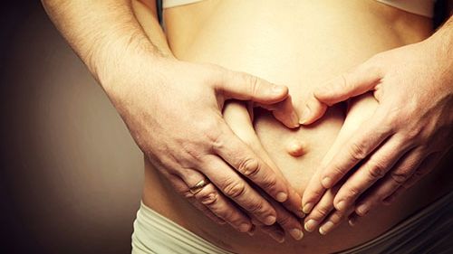 Una dintre cele mai frumoase femei din lume așteaptă cel de-al treilea copil