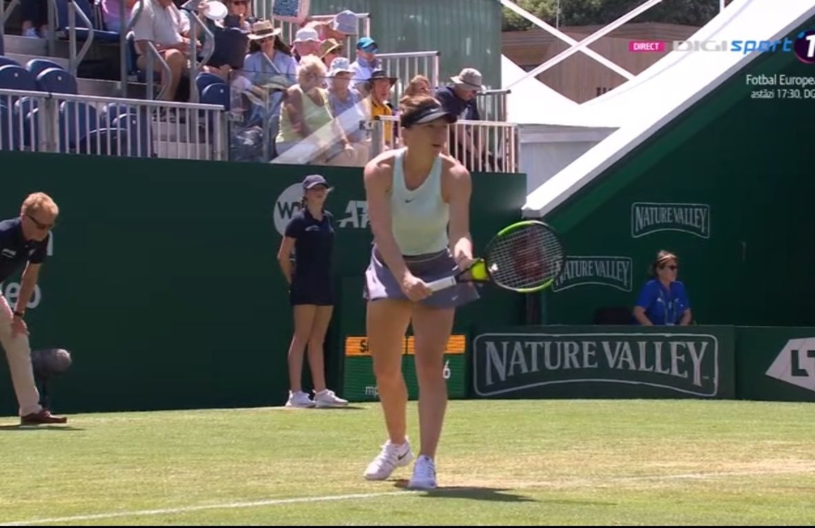 Simona Halep a fost "executată" de Angelique Kerber în doar o oră și 13 minute