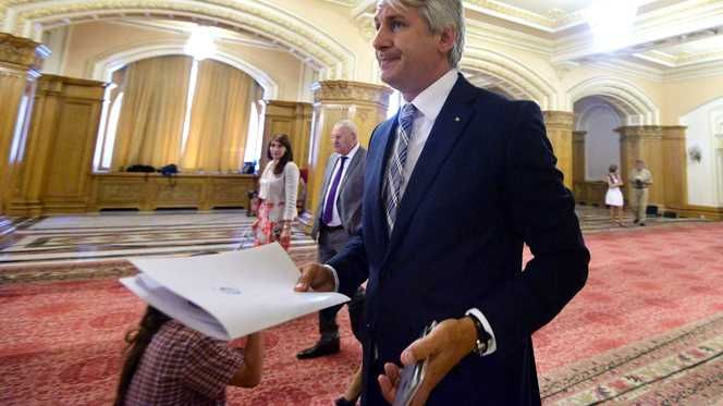 Teodorovici:"Nu finanțarea este problema la proiectele de infrastructură"