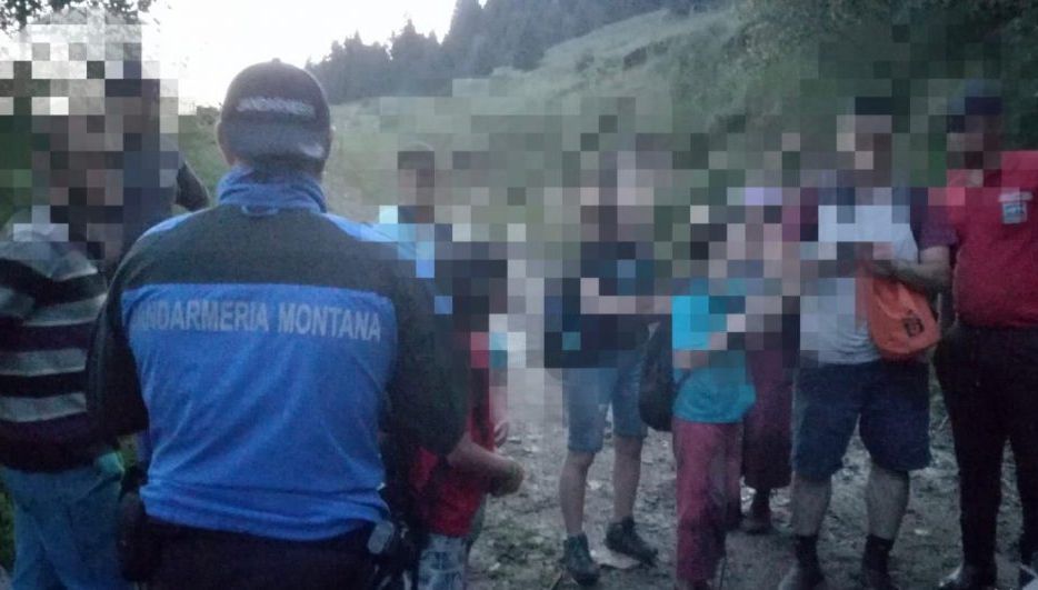 Alertă pe munte. Turiști israelieni rătăciți în Făgăraș, salvați de jandarmi!